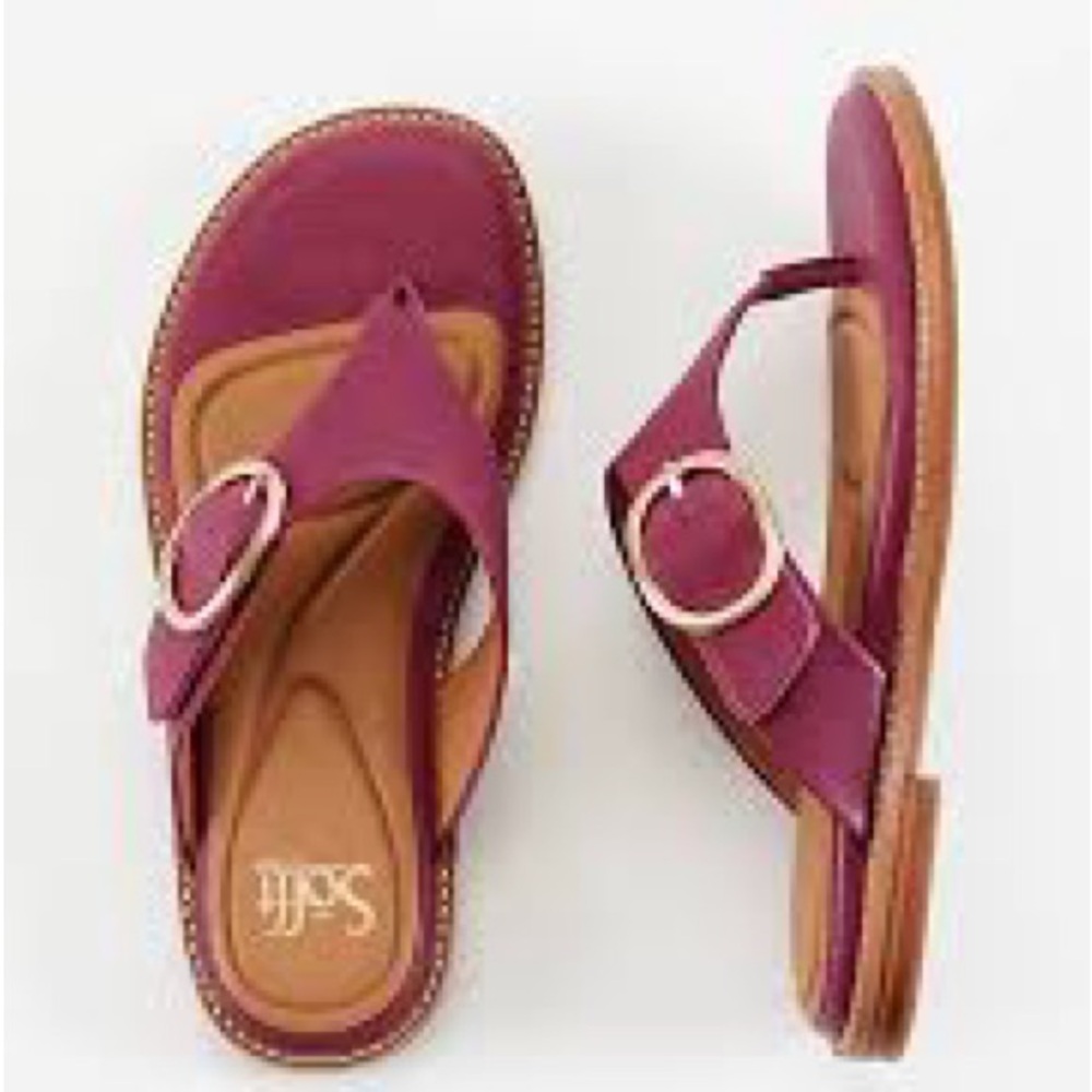 Sofft Nancia Leather Buckle Cushioned Footbed Comfort Sandal‎ Fuchsia Pink
